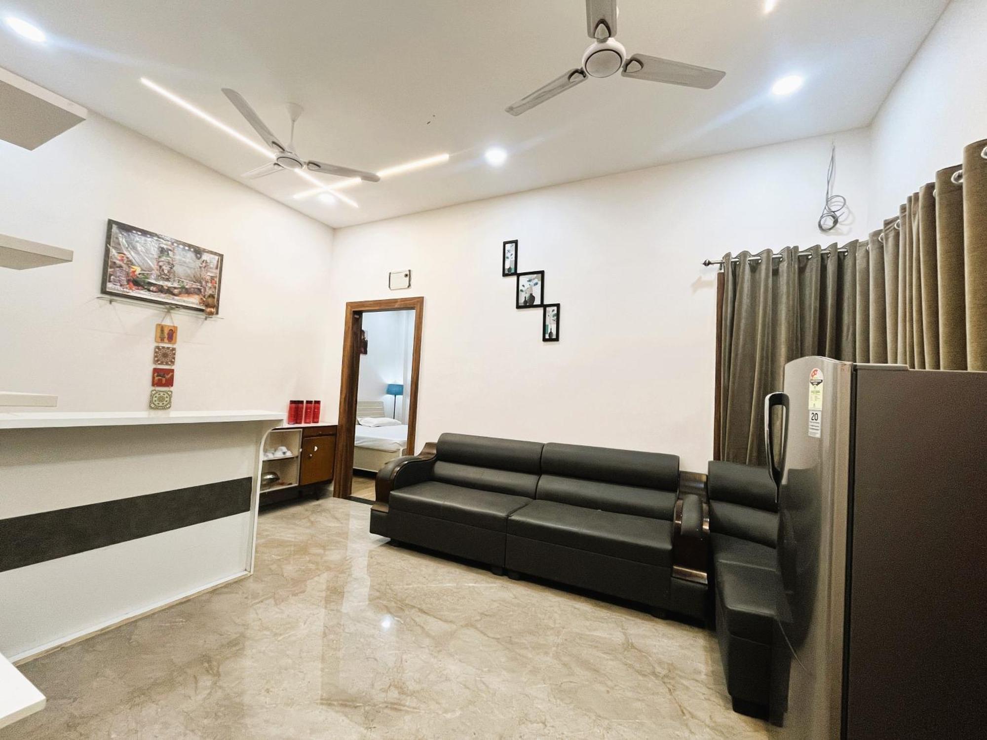 Shree Stay Inn Luxe' Holiday Home Ujjain Exterior foto