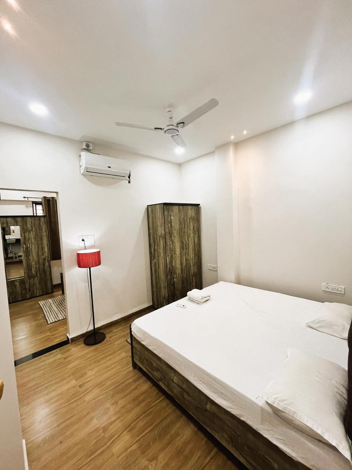 Shree Stay Inn Luxe' Holiday Home Ujjain Exterior foto