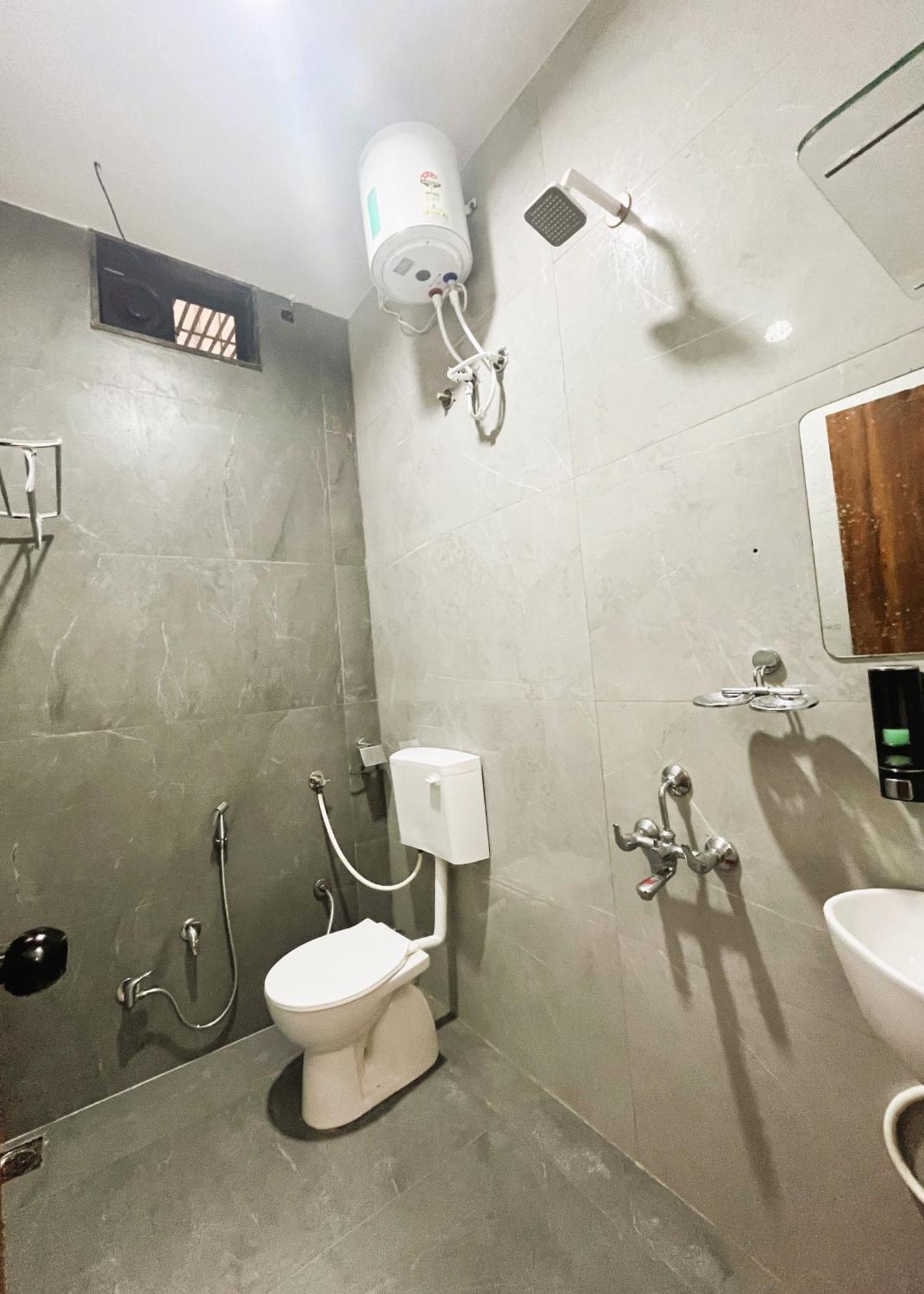 Shree Stay Inn Luxe' Holiday Home Ujjain Exterior foto